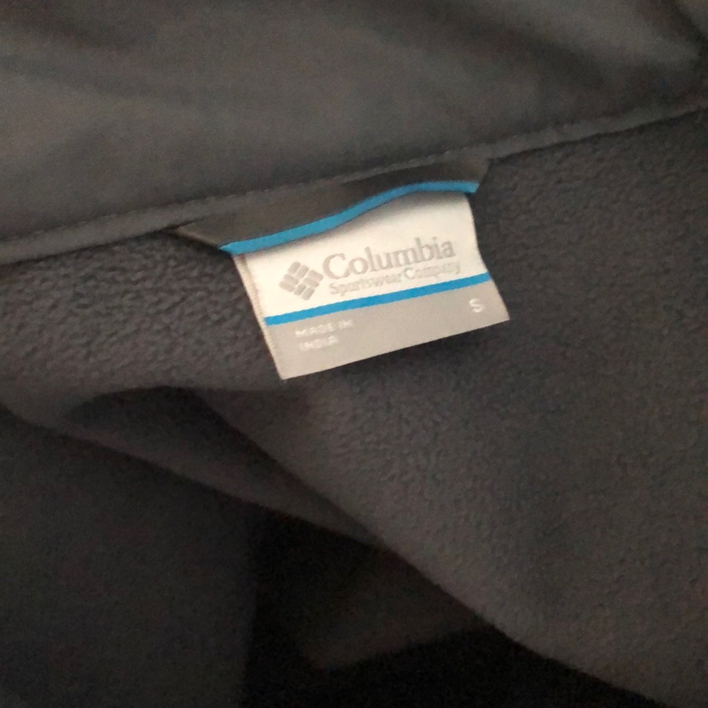 Columbia Soft Shell Jacket - Picture 2 of 3